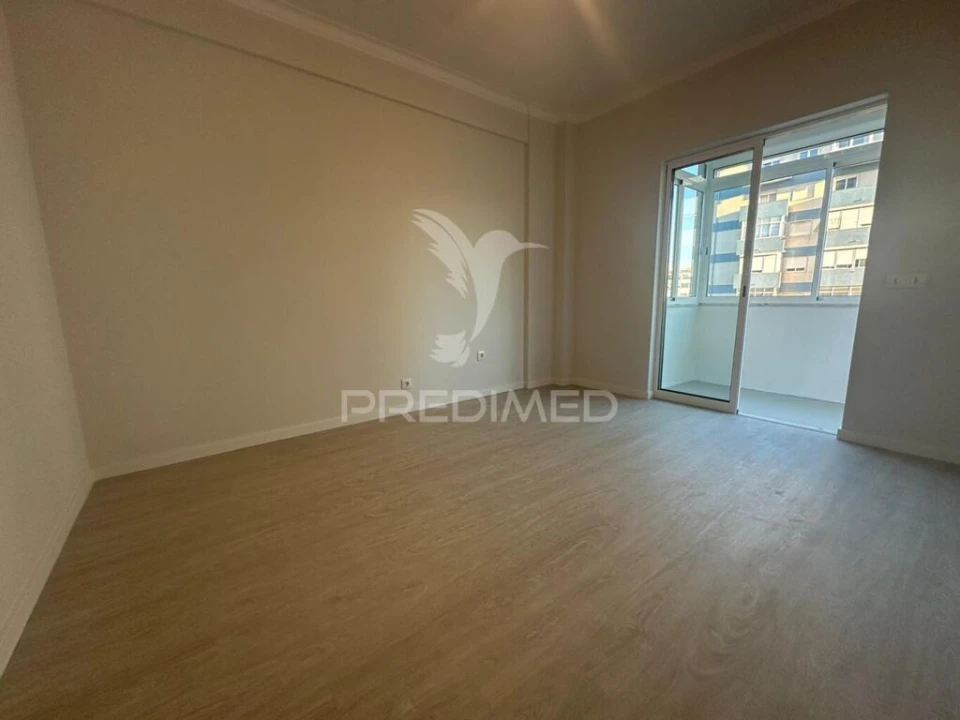 Apartamento T3 para Venda em Santa Clara Foto 8