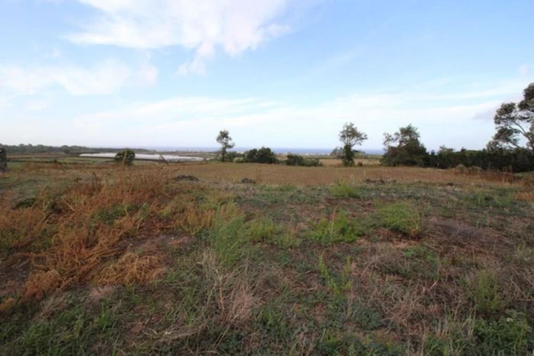 Terreno para Venda em Calhetas Foto 8