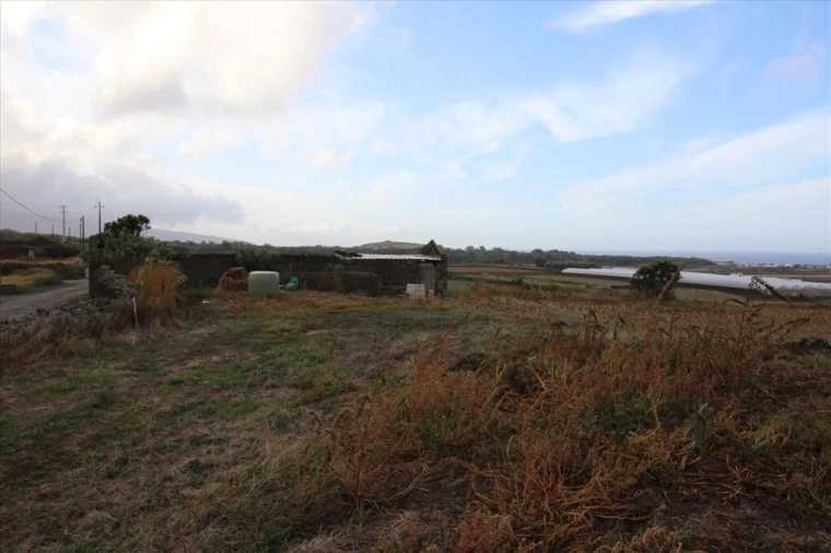 Terreno para Venda em Calhetas Foto 11