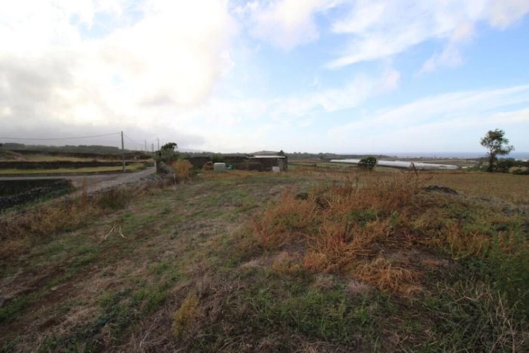 Terreno para Venda em Calhetas Foto 7