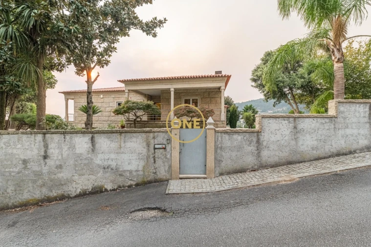 Moradia T3 para Venda em Vale (São Cosme), Telhado e Portela Foto 33