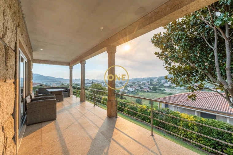 Moradia T3 para Venda em Vale (São Cosme), Telhado e Portela Foto 11