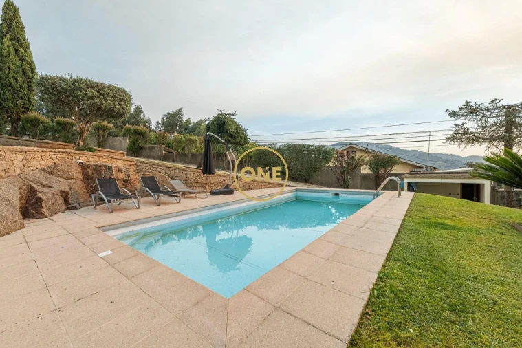 Moradia T3 para Venda em Vale (São Cosme), Telhado e Portela Foto 10