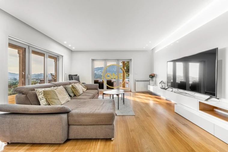 Moradia T3 para Venda em Vale (São Cosme), Telhado e Portela Foto 3