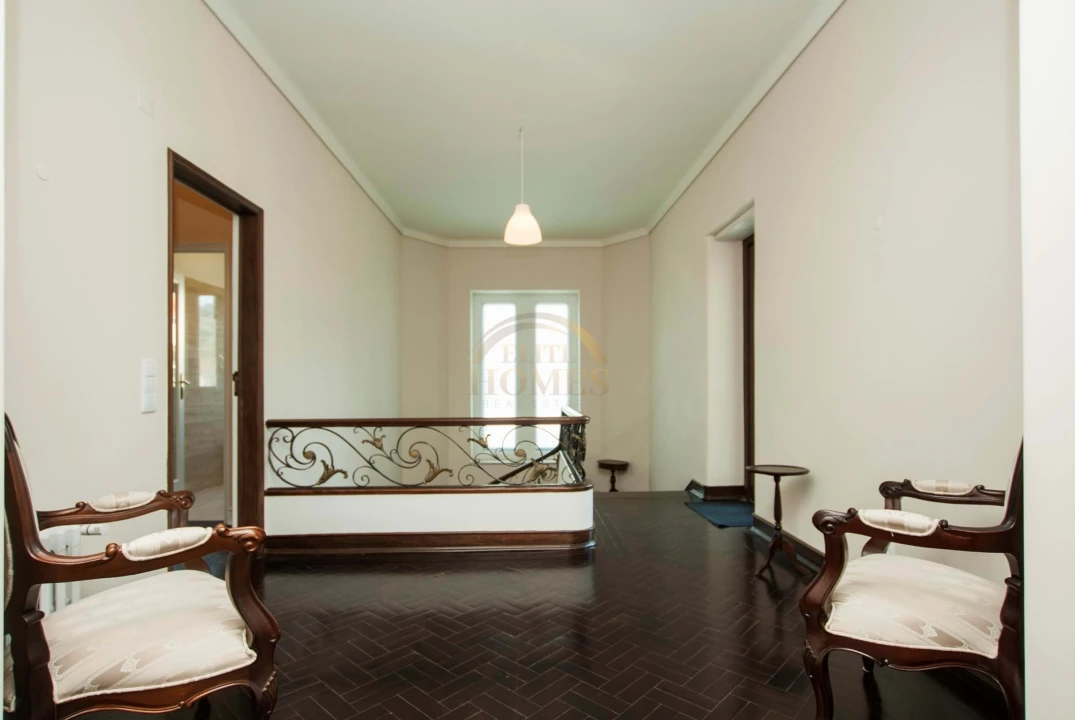 Moradia T8 para Venda em Alvalade Foto 31