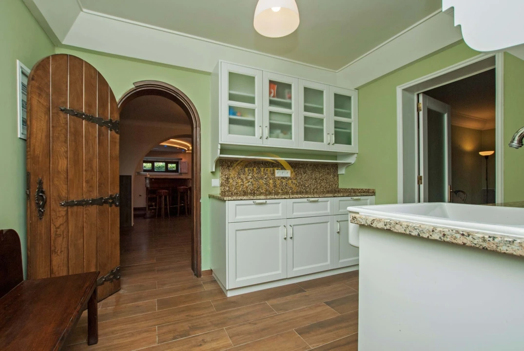 Moradia T8 para Venda em Alvalade Foto 70