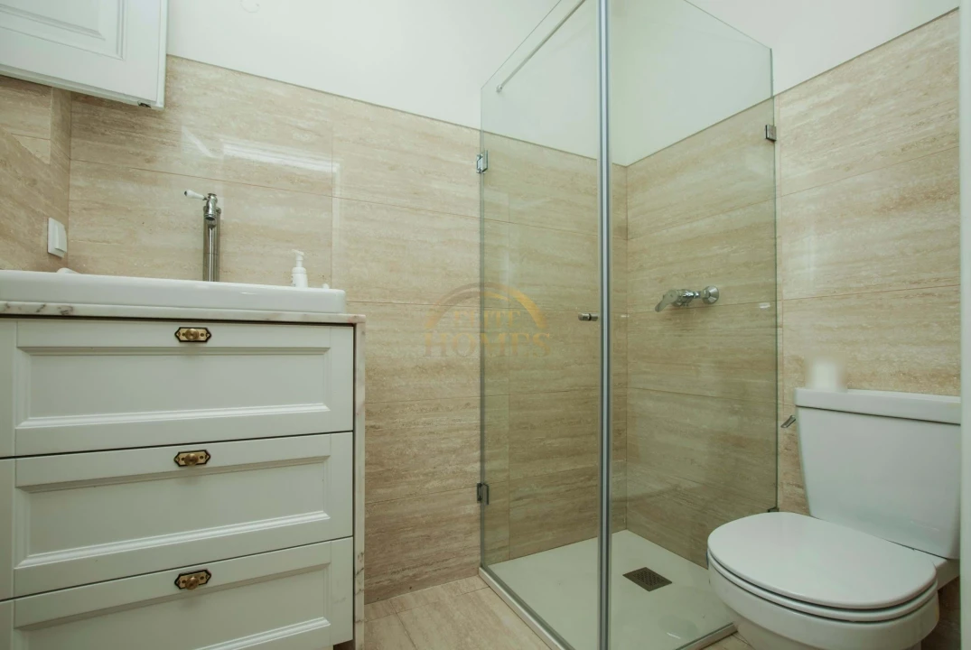 Moradia T8 para Venda em Alvalade Foto 65