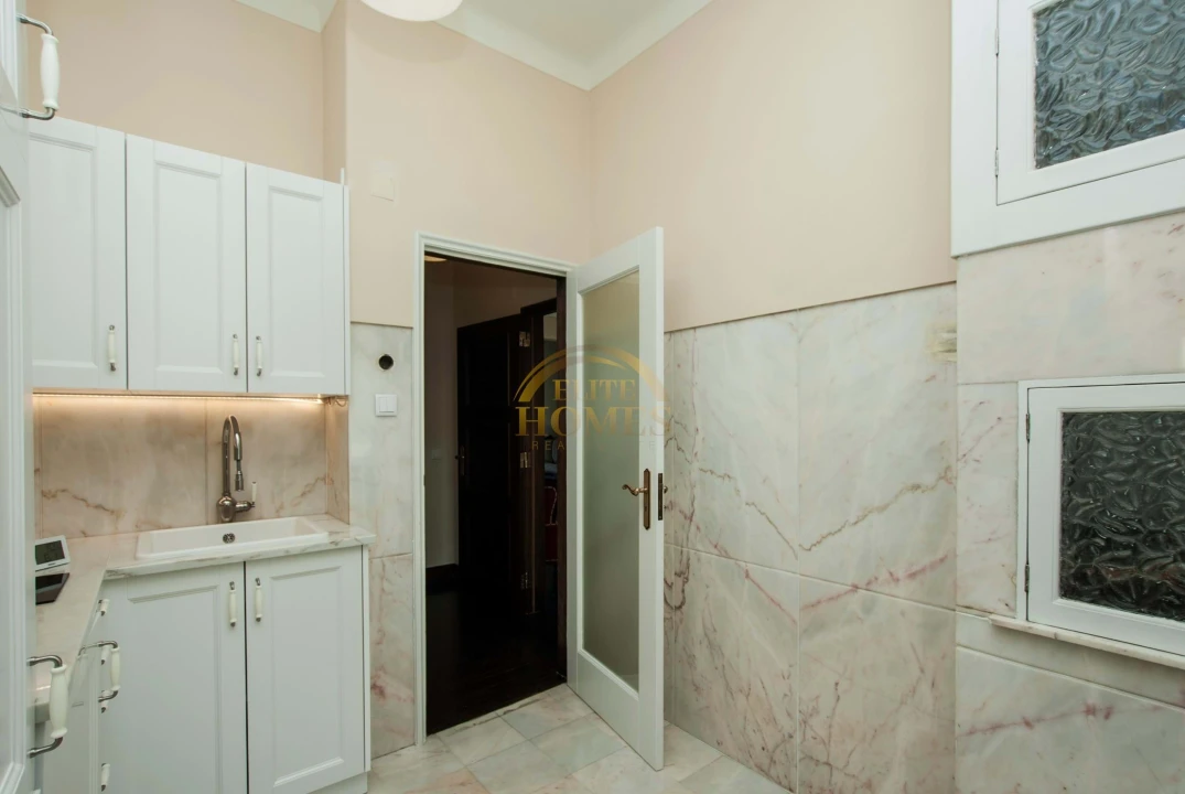 Moradia T8 para Venda em Alvalade Foto 25