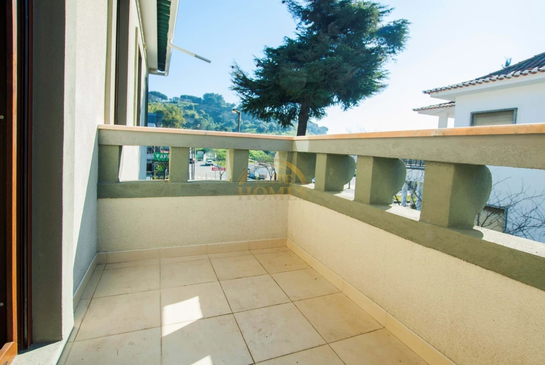 Moradia T8 para Venda em Alvalade Foto 42