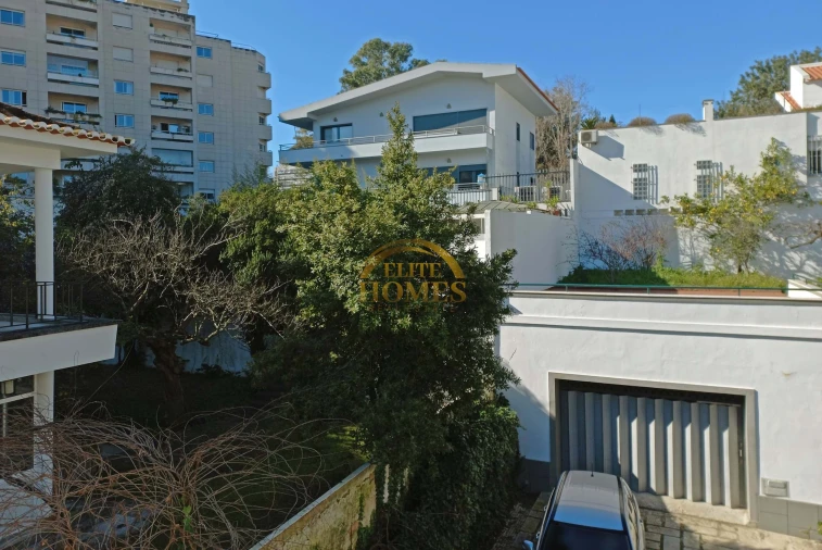 Moradia T8 para Venda em Alvalade Foto 81