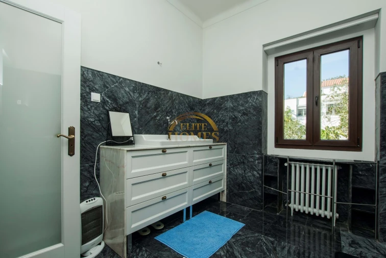 Moradia T8 para Venda em Alvalade Foto 39