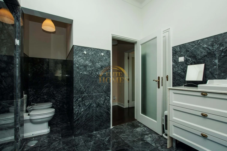 Moradia T8 para Venda em Alvalade Foto 38