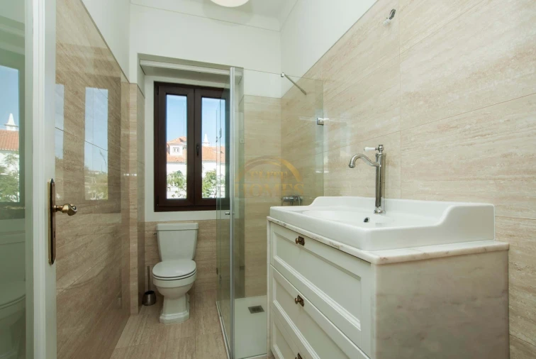 Moradia T8 para Venda em Alvalade Foto 48