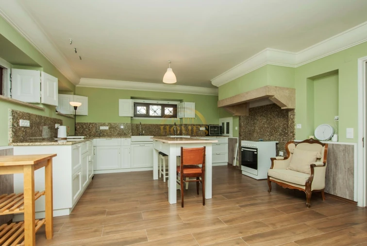 Moradia T8 para Venda em Alvalade Foto 72