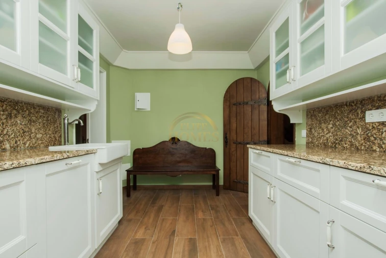 Moradia T8 para Venda em Alvalade Foto 71