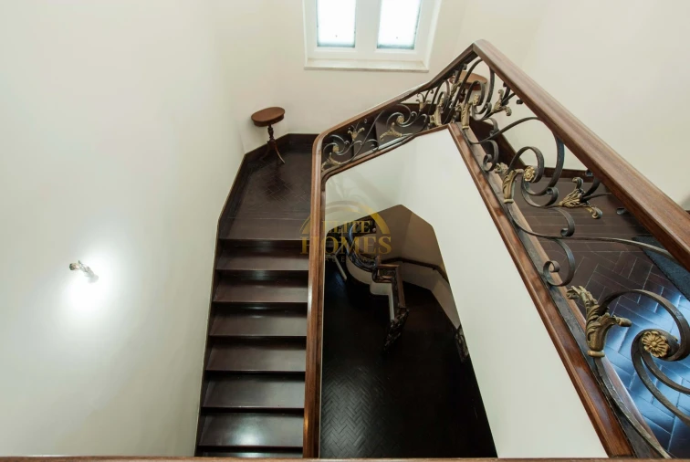 Moradia T8 para Venda em Alvalade Foto 29