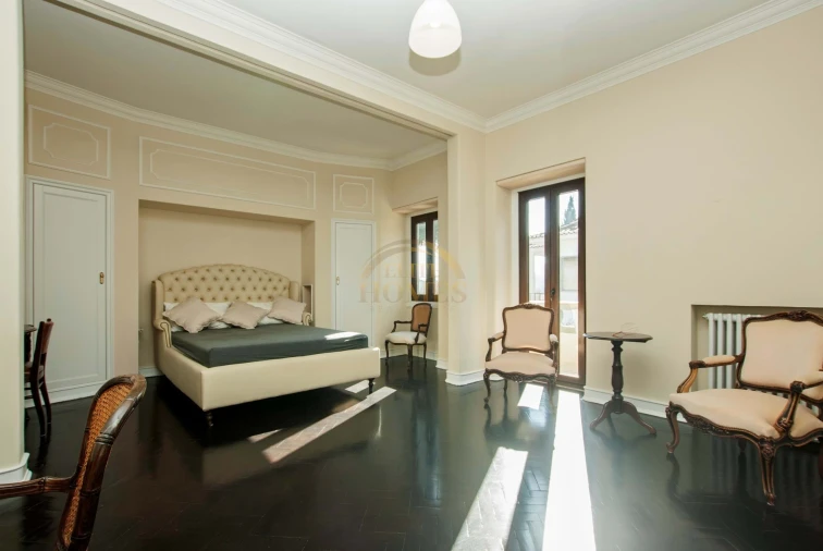 Moradia T8 para Venda em Alvalade Foto 32