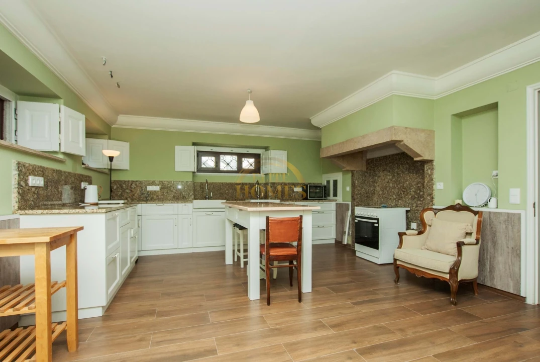 Moradia T8 para Venda em Alvalade Foto 72