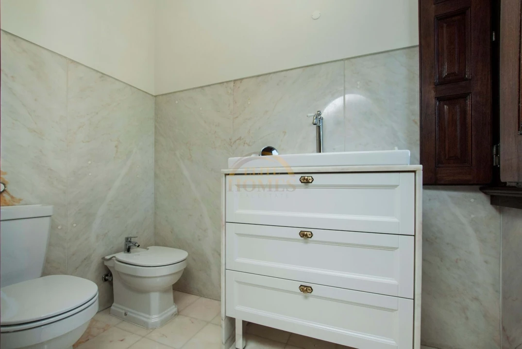 Moradia T8 para Venda em Alvalade Foto 75