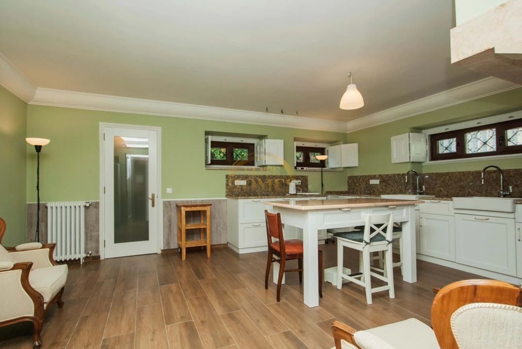 Moradia T8 para Venda em Alvalade Foto 73