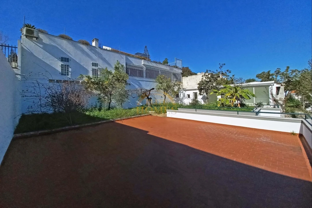 Moradia T8 para Venda em Alvalade Foto 84