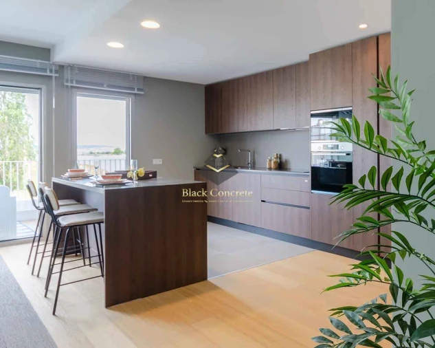 Apartamento T3 para Venda em Seixal Foto 4