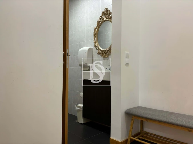 Negócio para Venda em Santa Maria Maior e Monserrate e Meadela Foto 12