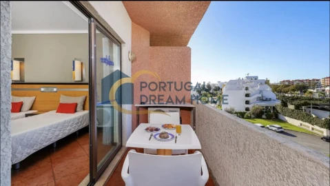 Negócio para Venda em Albufeira e Olhos de Água