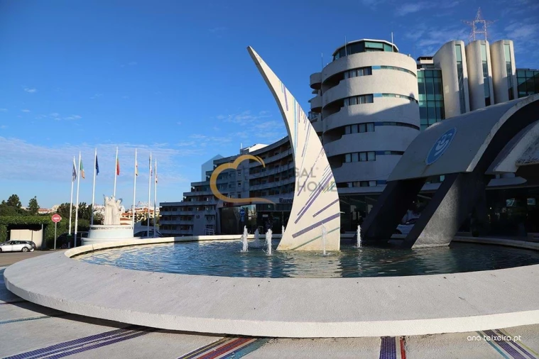 Negócio para Venda em Albufeira e Olhos de Água Foto 1