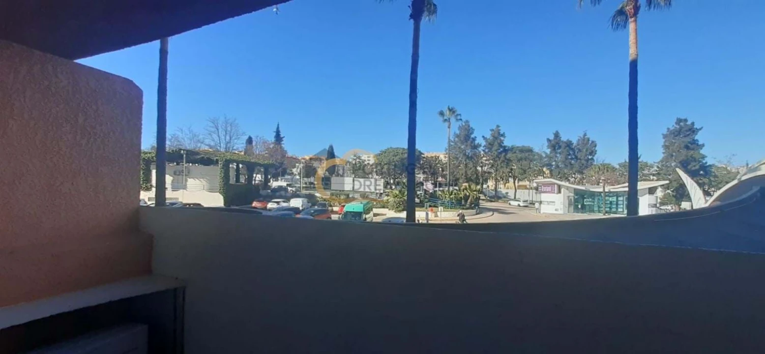 Negócio para Venda em Albufeira e Olhos de Água Foto 2