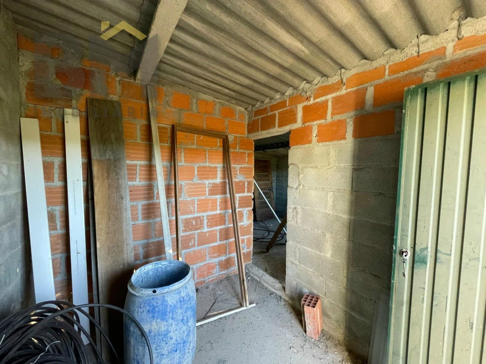 Quinta T0 para Venda em Freixial e Juncal do Campo Foto 18