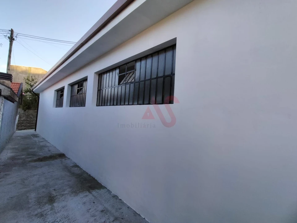 Armazém para Arrendamento em Caldas de Vizela (São Miguel e São João) Foto 9