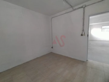 Armazém para Arrendamento em Caldas de Vizela (São Miguel e São João)