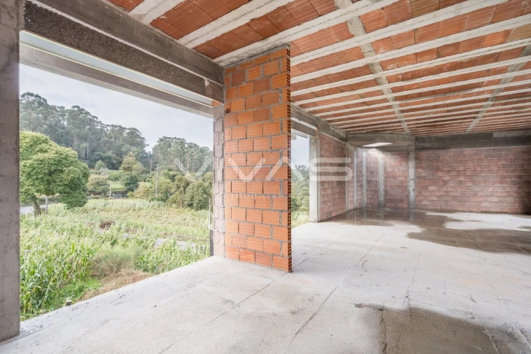 Moradia T4 para Venda em Espinho Foto 16