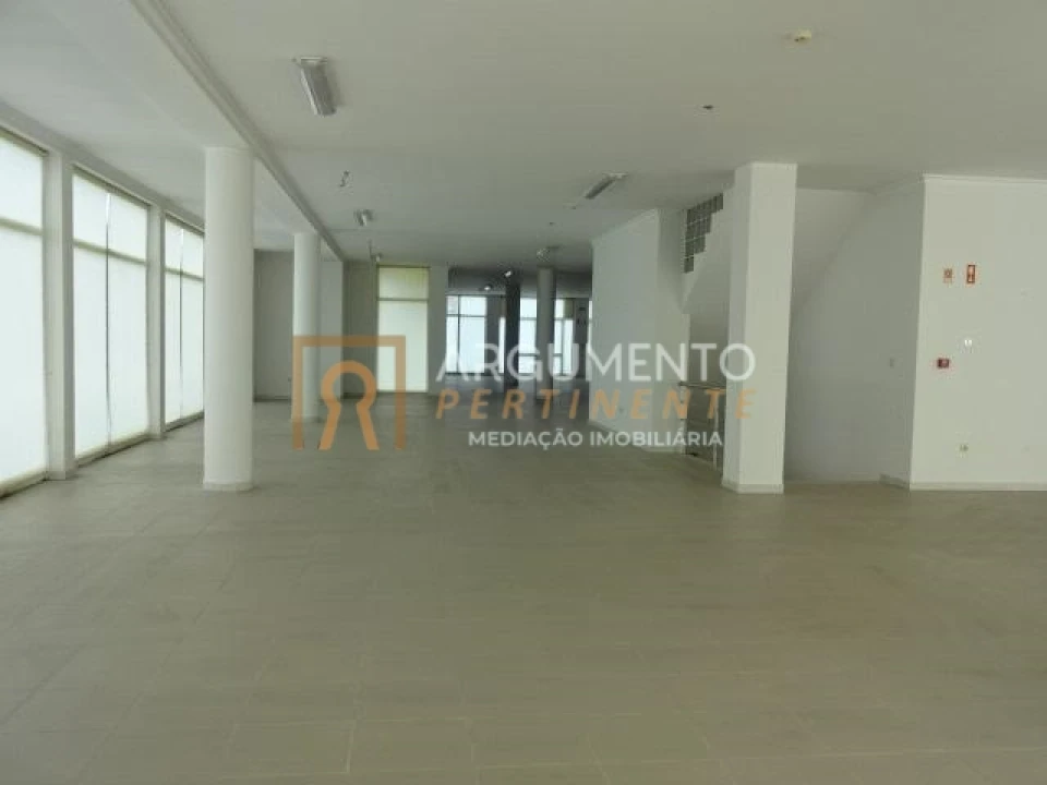 Loja para Venda em Agrela Foto 1