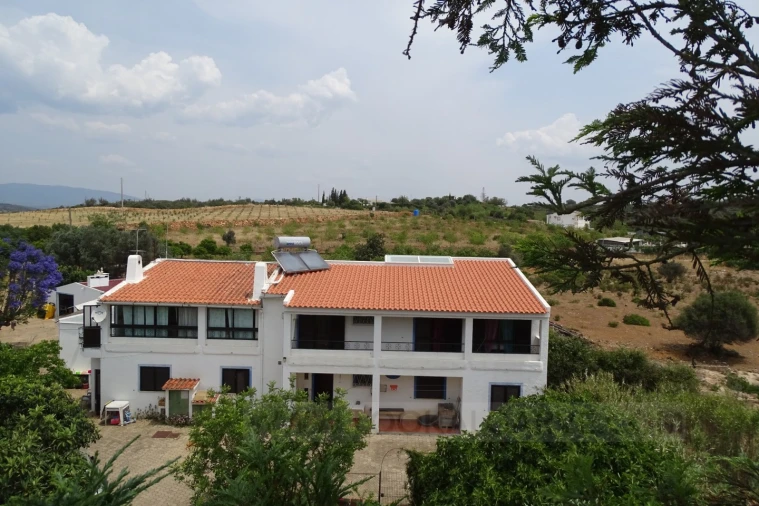 Quinta T4 para Venda em Mexilhoeira Grande