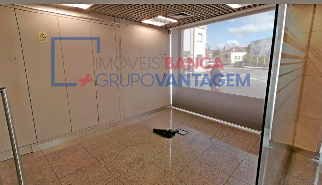 Loja para Venda em São Miguel do Rio Torto e Rossio Ao Sul do Tejo Foto 6