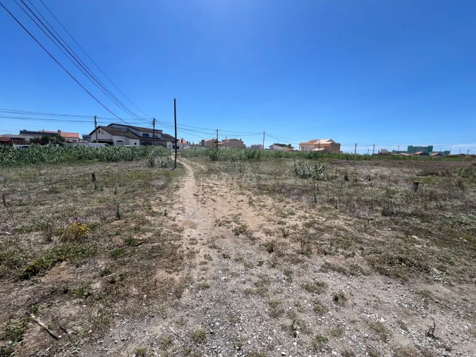 Terreno para Venda em Peniche Foto 2