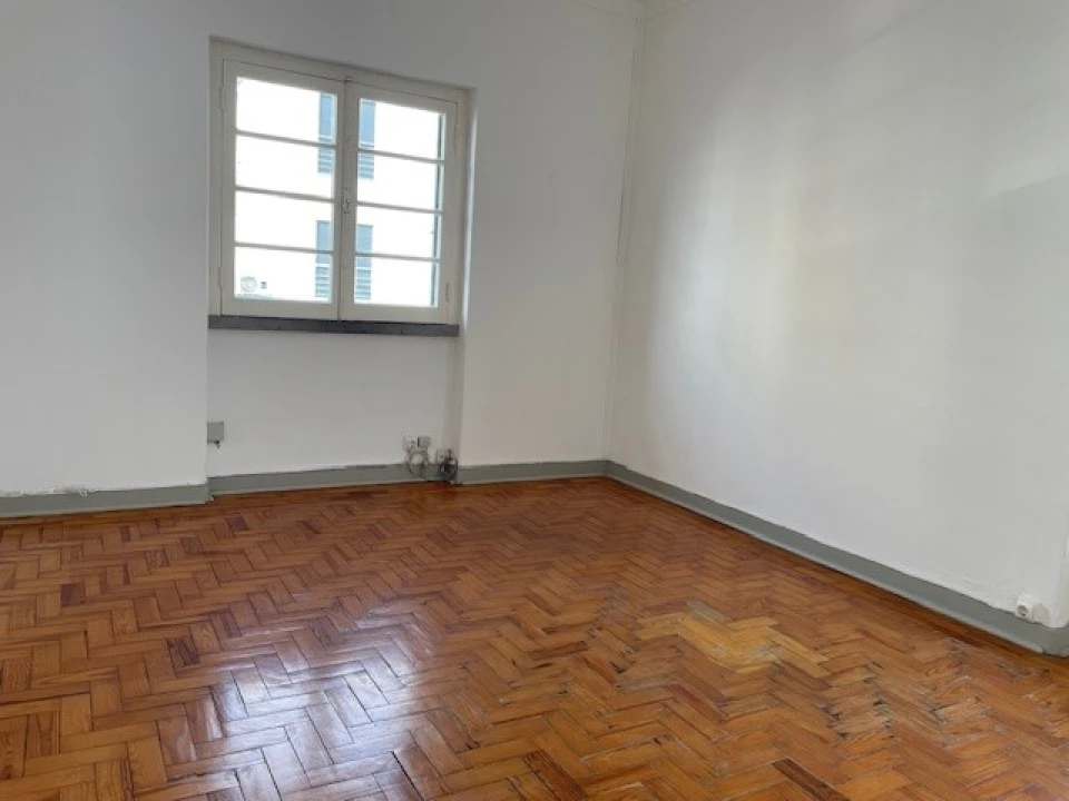 Apartamento T4 para Arrendamento em Ponte de Sor, Tramaga e Vale de Açor Foto 9