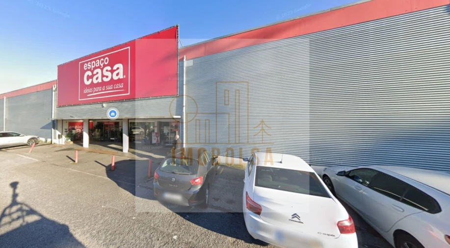 Loja para Venda em Castêlo da Maia Foto 4