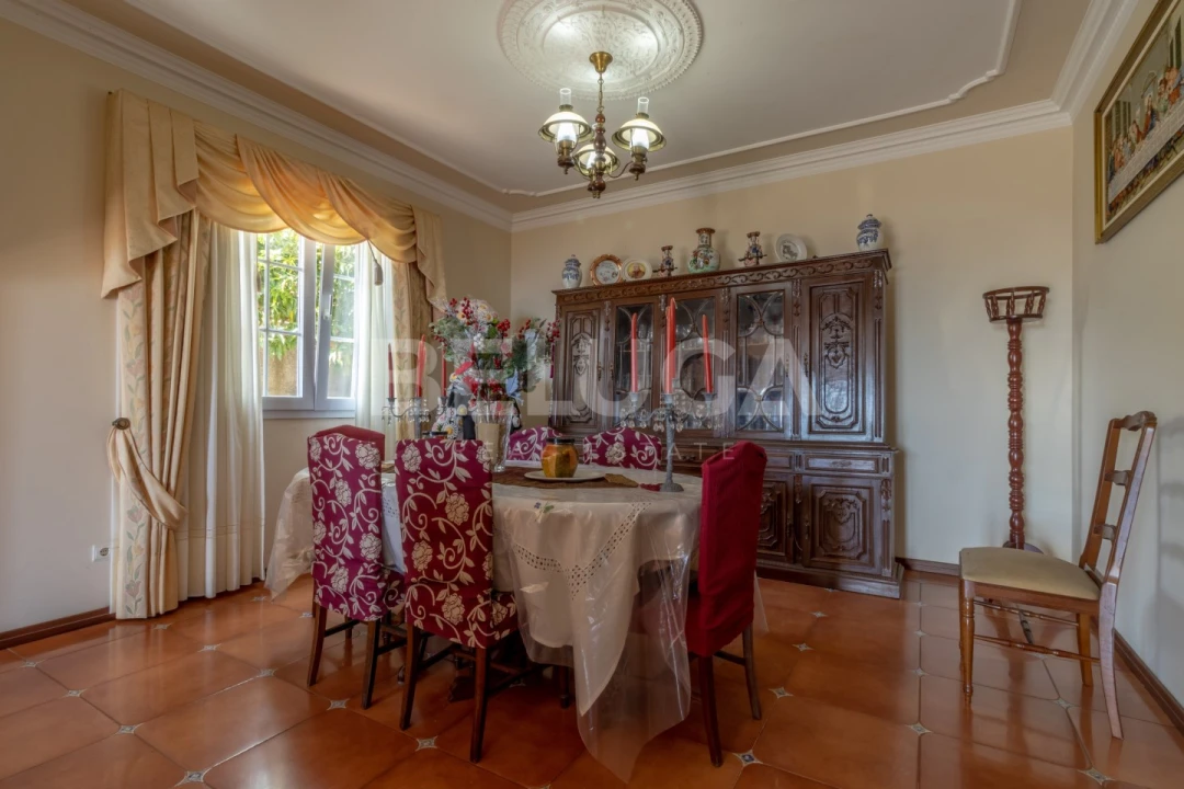 Moradia T4 para Venda em Funchal (Santa Maria Maior) Foto 24