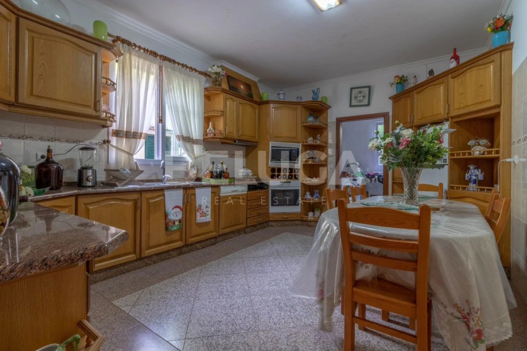 Moradia T4 para Venda em Funchal (Santa Maria Maior) Foto 26