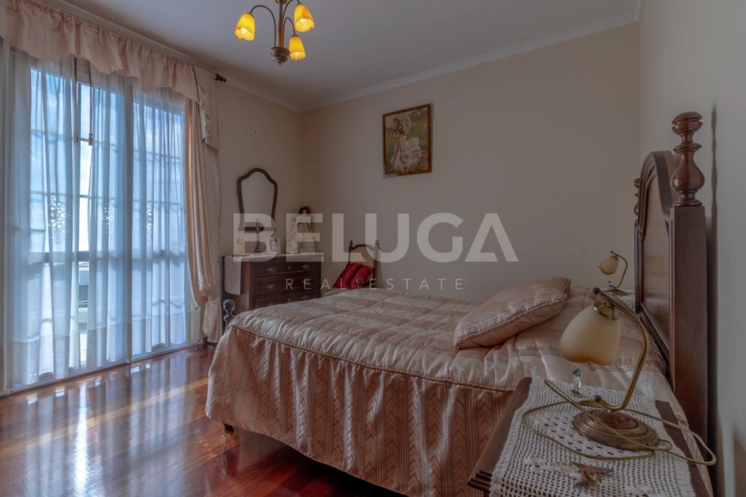 Moradia T4 para Venda em Funchal (Santa Maria Maior) Foto 33