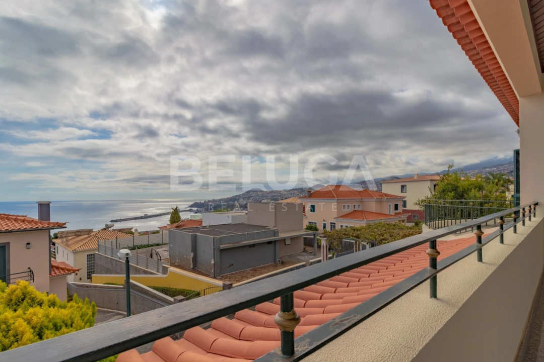 Moradia T4 para Venda em Funchal (Santa Maria Maior) Foto 50