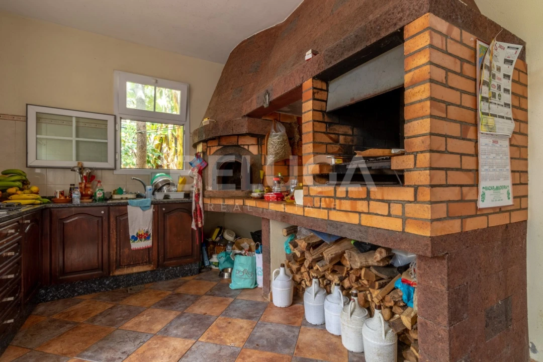 Moradia T4 para Venda em Funchal (Santa Maria Maior) Foto 58