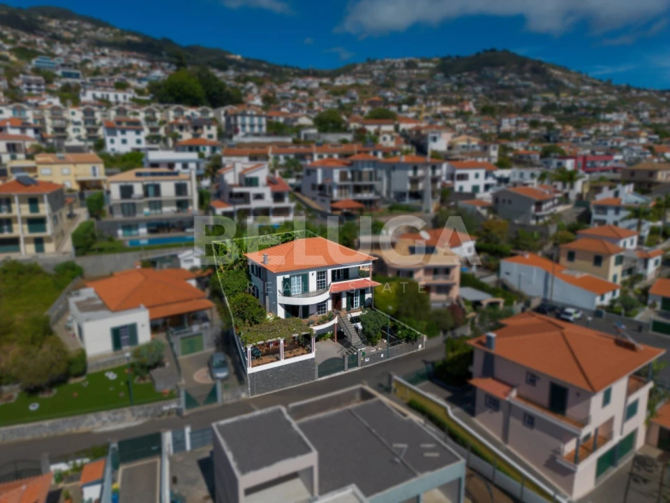 Moradia T4 para Venda em Funchal (Santa Maria Maior) Foto 63