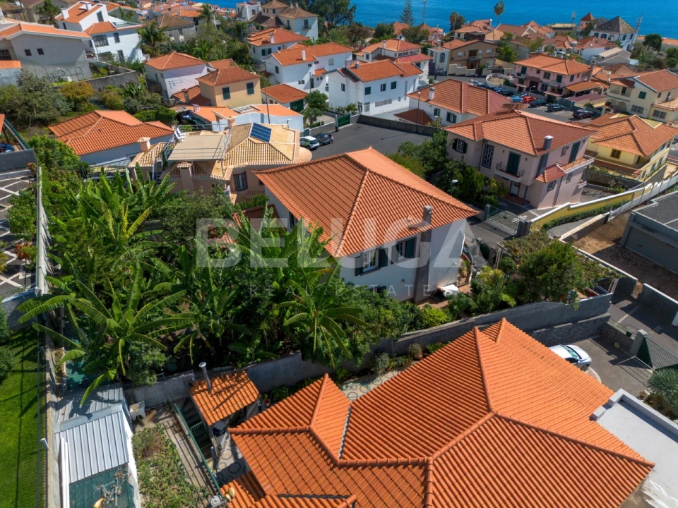 Moradia T4 para Venda em Funchal (Santa Maria Maior) Foto 74