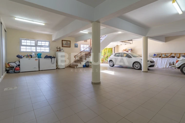 Moradia T4 para Venda em Funchal (Santa Maria Maior) Foto 14