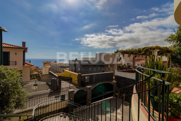 Moradia T4 para Venda em Funchal (Santa Maria Maior) Foto 18