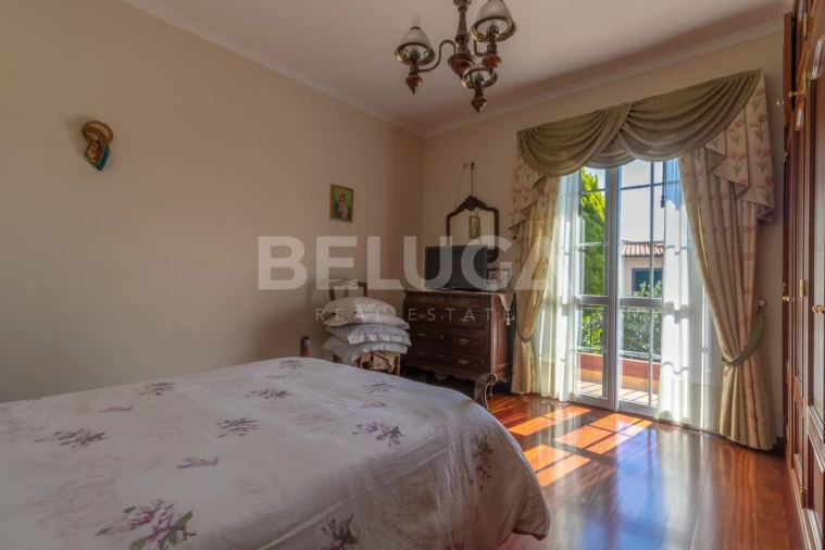 Moradia T4 para Venda em Funchal (Santa Maria Maior) Foto 43